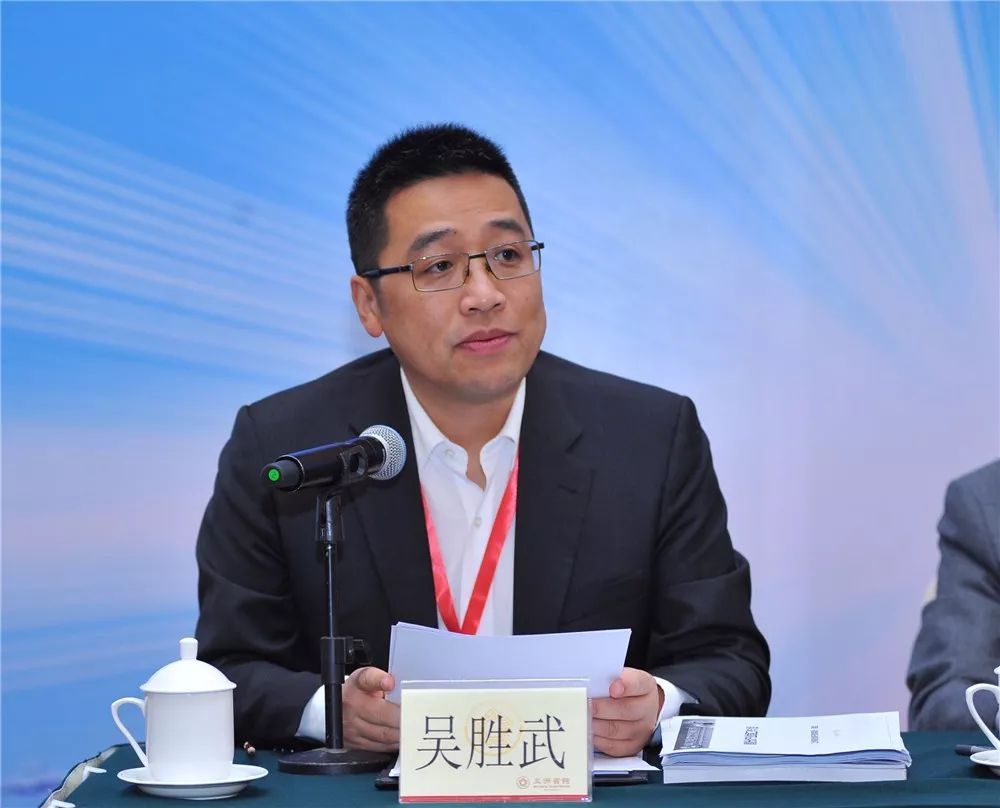 吳勝武：加快對(duì)新型顯示、智能光伏、集成電路產(chǎn)業(yè)創(chuàng)新布局