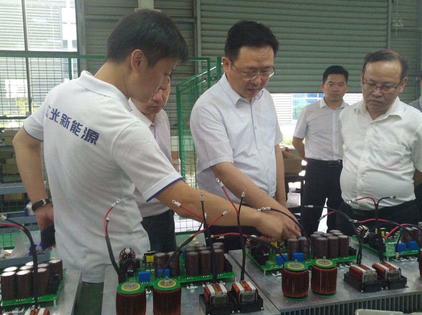 熱烈歡迎市委書記董衛(wèi)民一行蒞臨我司視察指導(dǎo)工作！